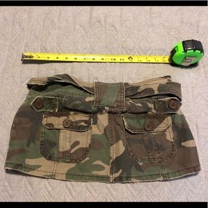 Camouflage mini skirt